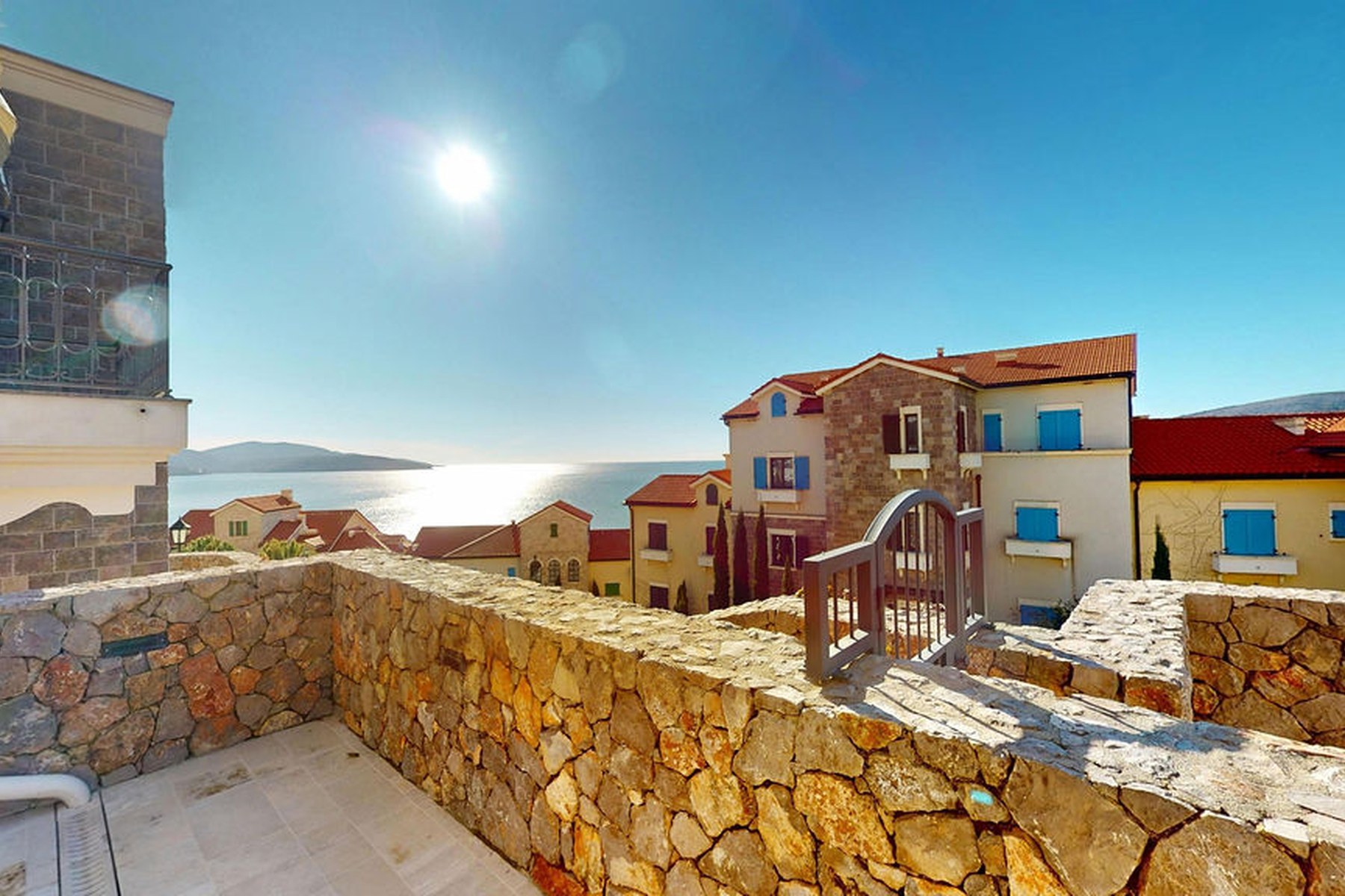 Ground-floor garden one-bedroom apartment, garden looking out to the Adriatic
